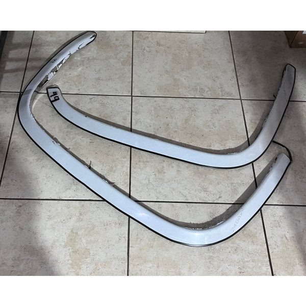 JUEGO 2 MOLDURAS (CANTONERAS) (FENDER TRIM) CROMADAS CHEVROLET SILVERADO 07-08