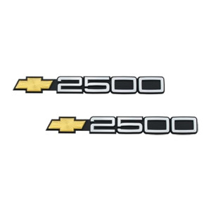 EMBLEMA GM SILVERADO 2500 - ECH-66