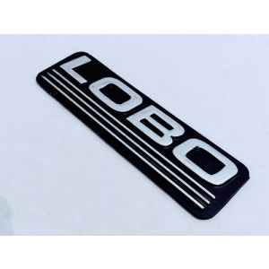 EMBLEMA LOBO TRES RAYAS - EMB5080