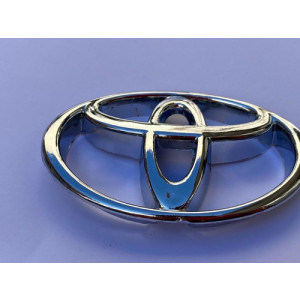 LOGO TOYOTA PICK UP - EMB902