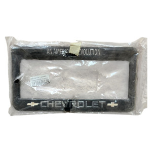 PORTA PLACA CHEVROLET "AN AMERICAN EVOLUTION" - MPP0100110