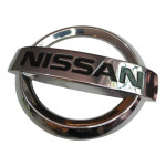 EMBLEMA PARRILLA NISSAN D-22